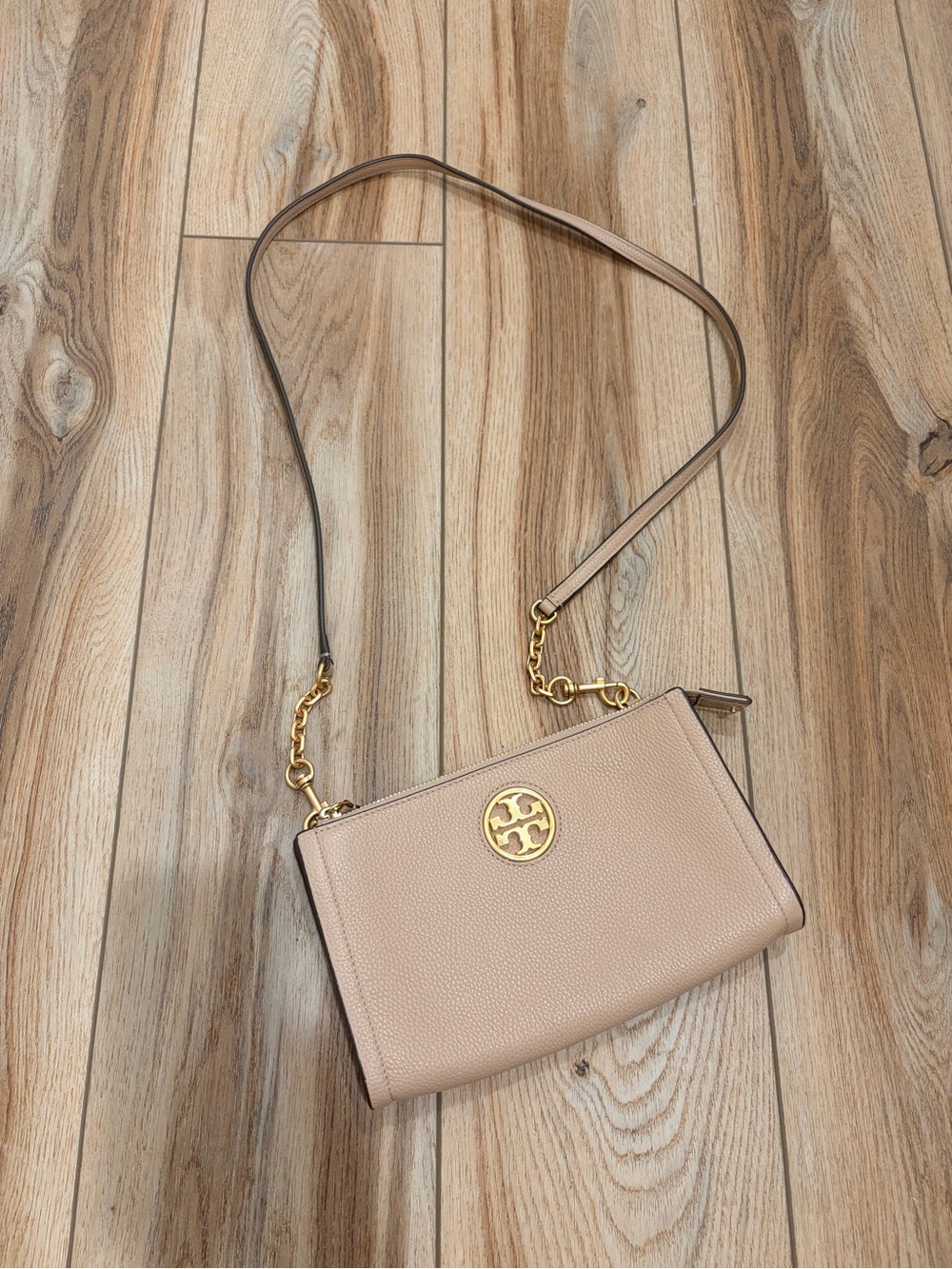 Tory Burch Pebbled Leather Crossbody in Blush Taupe with Gold Hardware